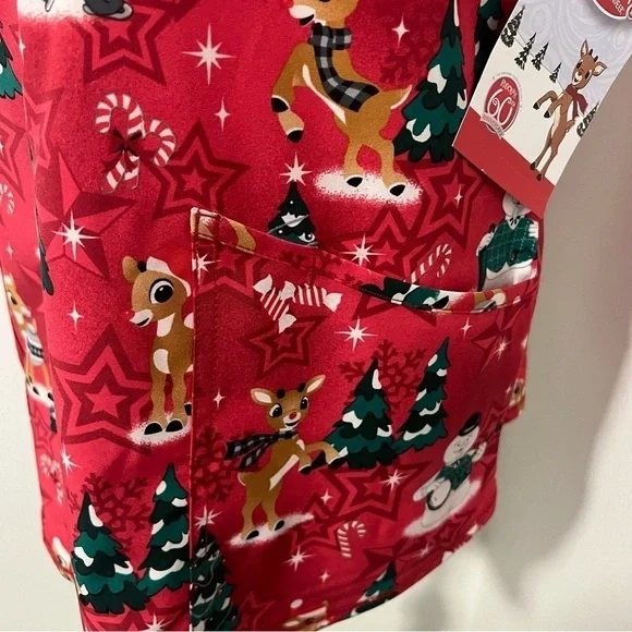 Rudolph Christmas Women’s V-Neck Medium 2 Pockets Multi Colored Scrub Top NWT - Picture 4 of 10